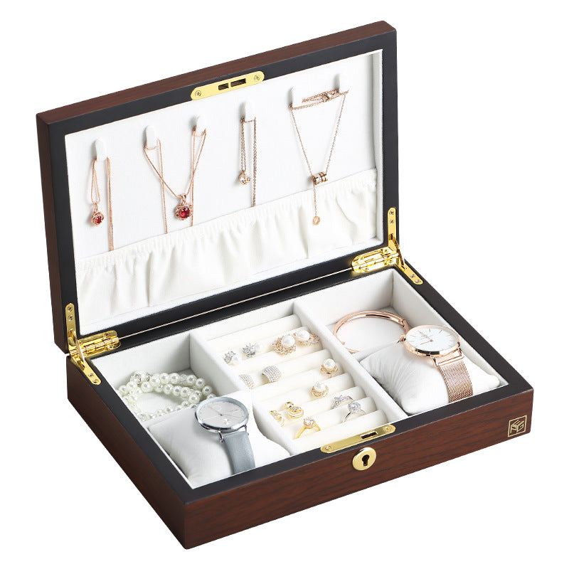 Luxury Jewelry Necklace Gift Box Set Elegant Display and Storage Jewelry Collection