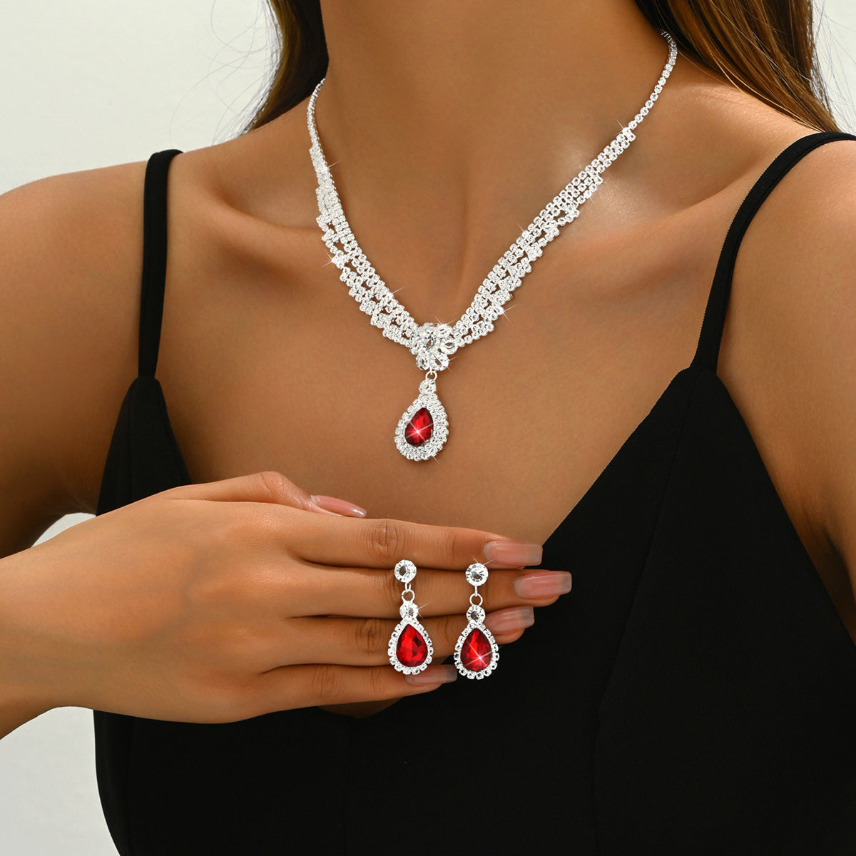 Teardrop Flower Diamond Jewelry Set