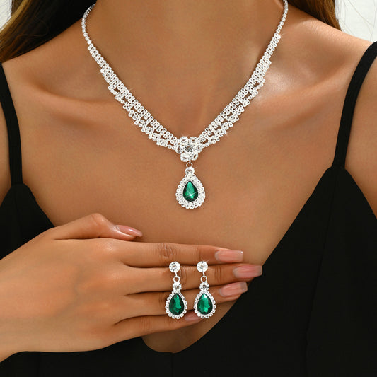 Teardrop Flower Diamond Jewelry Set