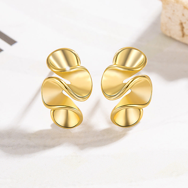 Irregular Irregular Cream Flower Stud Earrings For Girls Elegant Geometric Gold Socialite Creative Petite Earrings