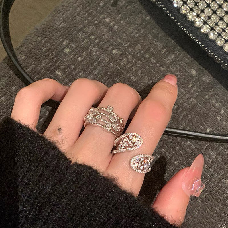 Cool Style Diamond Light Luxury Rings Fashionable Silver Jewelry for Everyday Wear